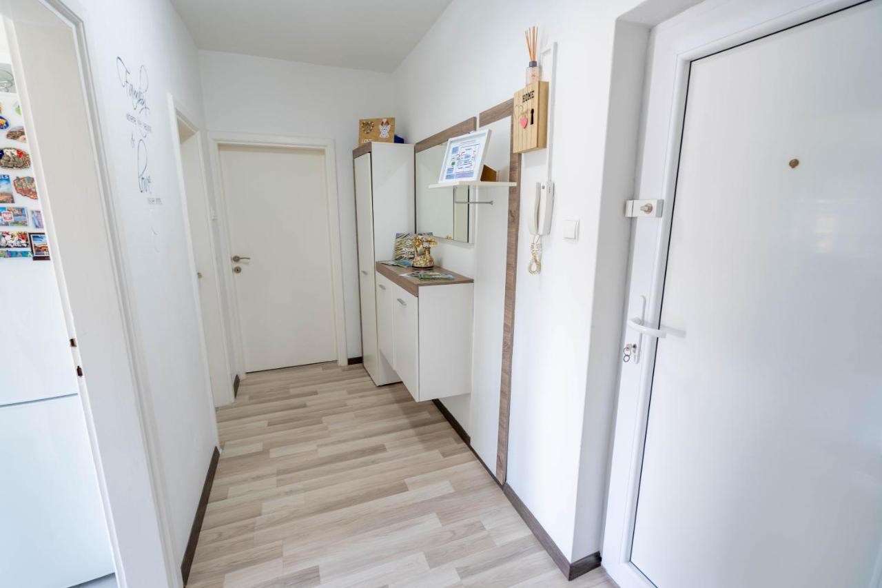 Apartman M Apartment Knin Luaran gambar