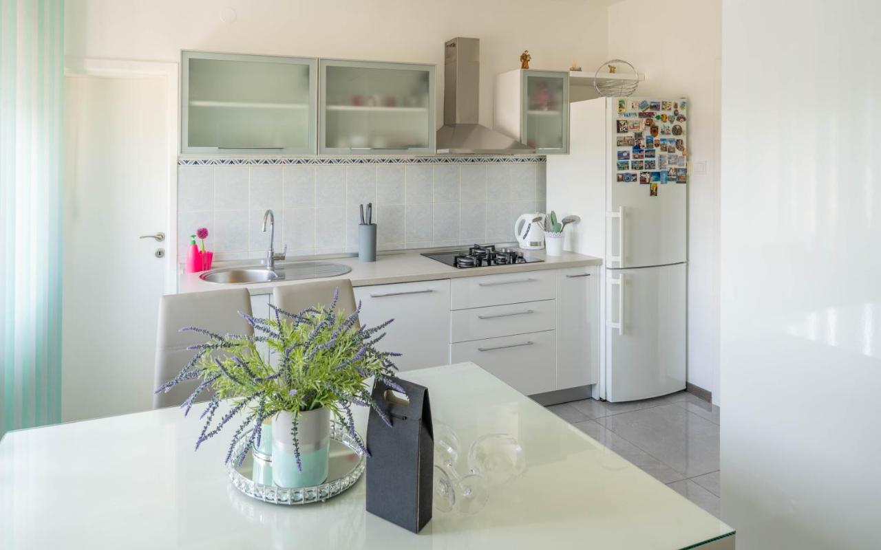 Apartman M Apartment Knin Luaran gambar