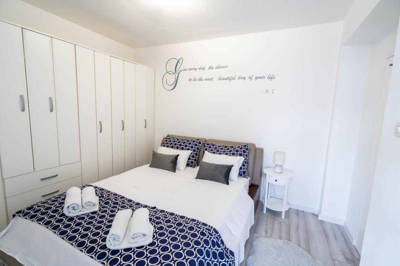 Apartman M Apartment Knin Luaran gambar